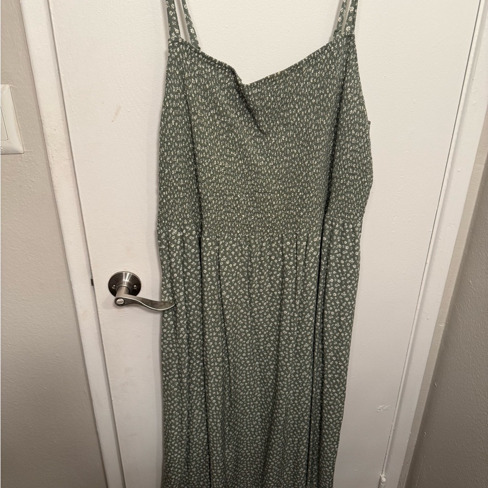 Old Navy Olive Patterned Maxi Dress